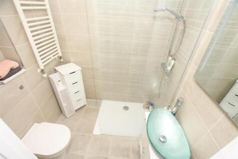 Shower room.jpg