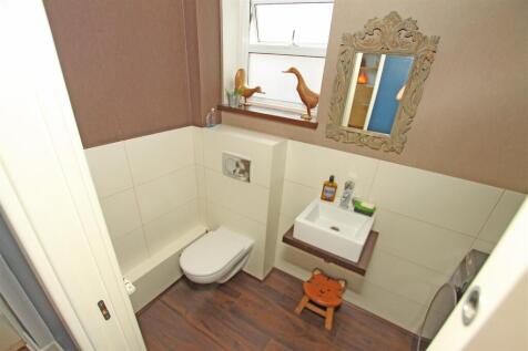 Cloakroom.jpg