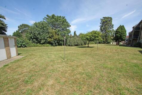Communal grounds.jpg