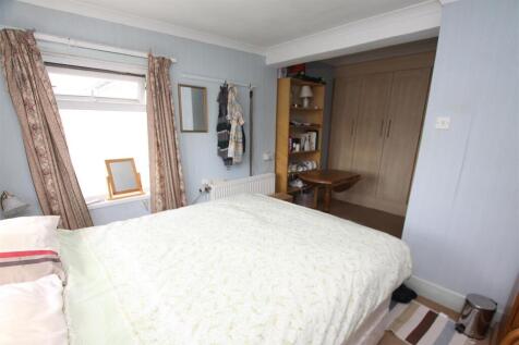 Bedroom one b.jpg