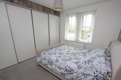 Bedroom one.jpg