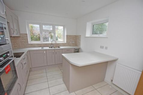Kitchen c.jpg