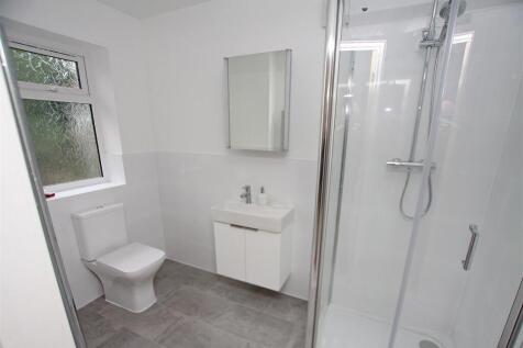 Shower room.jpg