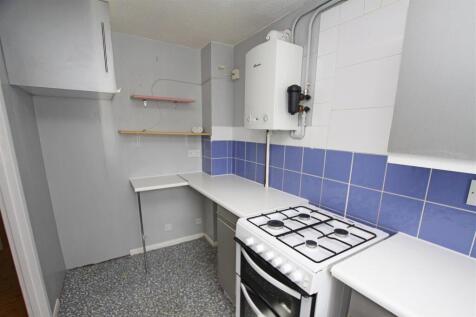 Kitchen b.jpg