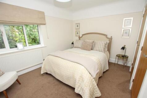 Bedroom one.jpg