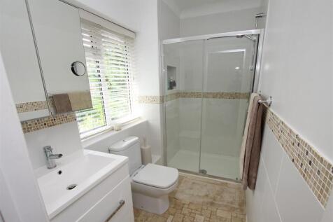 Ensuite.jpg