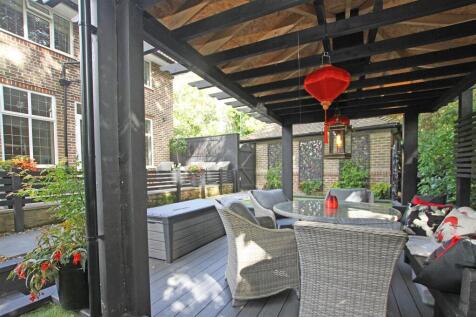 Pergola b.jpg
