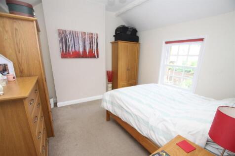 Bedroom one.jpg