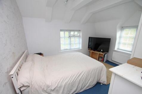 Bedroom two.jpg