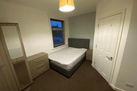 WhatsApp Image 2025-12-08 at 16.49.49 (4).jpeg