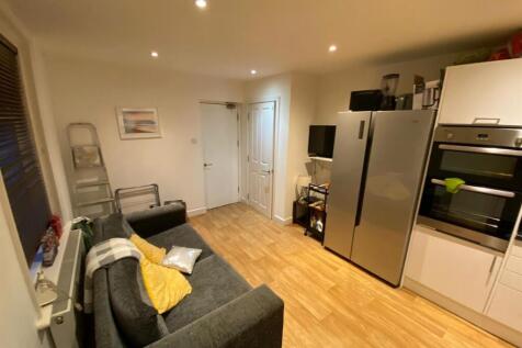 WhatsApp Image 2025-12-08 at 16.49.47.jpeg