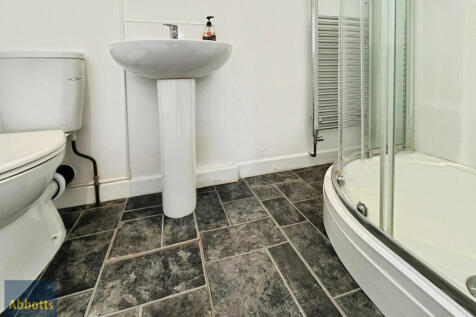 Bathroom 4
