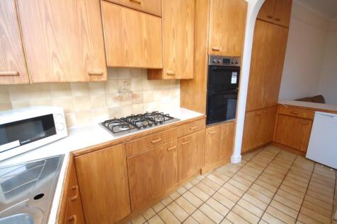 Kitchen (View 2)