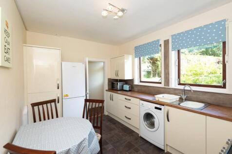 Kitchen Pic 2
