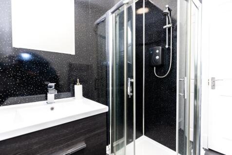 Shower Room Alt View