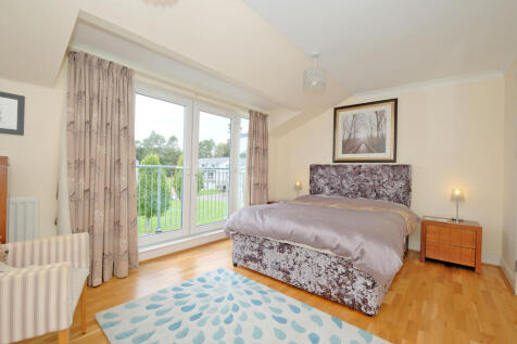 WOODLANDS TERRACE 27