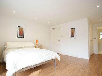 Dempsey Court 17 (09