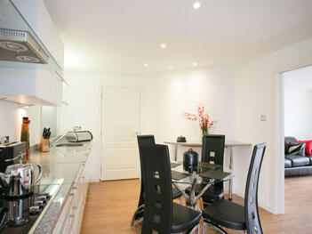 Dempsey Court 17 (09