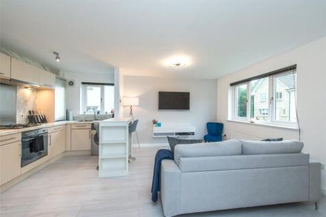 Lounge / Kitchen