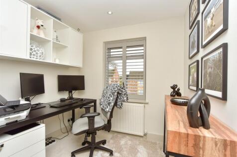 Landing/Study Area