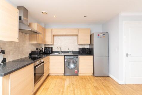 Kitchen / Lounge / Diner