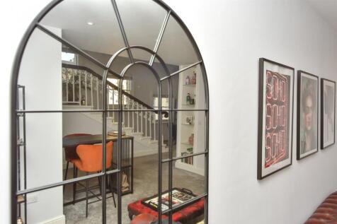 Internal Lifestyle Photograph