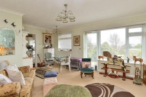 Lounge/ Dining Room