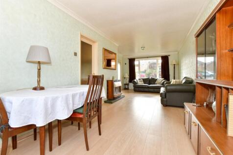 Lounge/ Diner