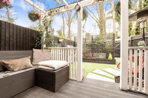 Patio / Decking