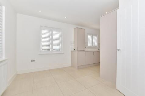 Kitchen/Dining Area