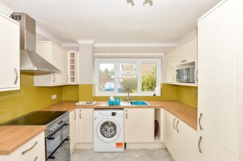 Kitchen/ Breakfast Room