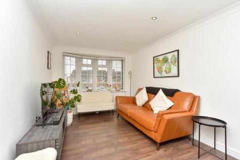 Kitchen/ Living Area
