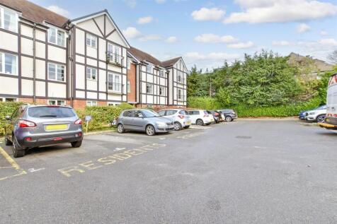 Driveway/Parking