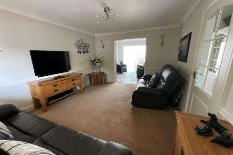 Lounge 4