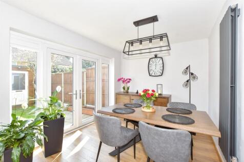 Lounge/Diner