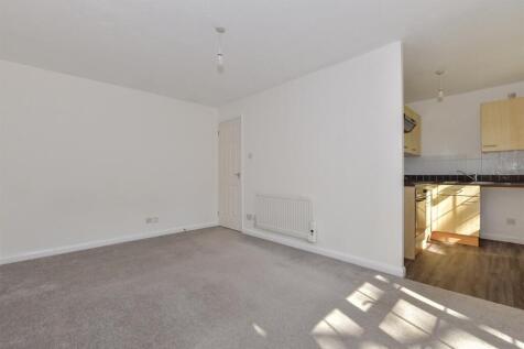 Bedroom/ Lounge/Diner