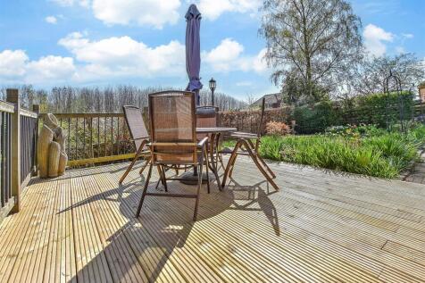 Patio / Decking