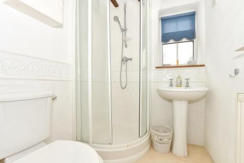 Annexe Shower Room
