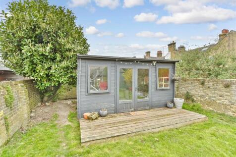 Workshop/Outbuildings