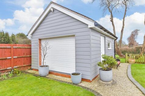 Workshop/Outbuildings