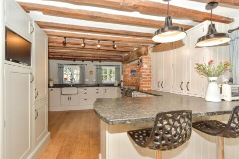 Kitchen/Breakfast Area