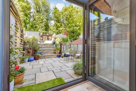 External Lifestyle Photograph