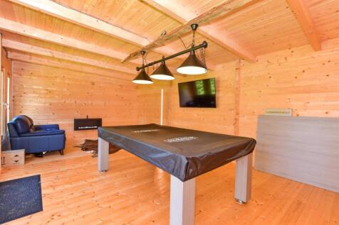 Workshop/Outbuildings