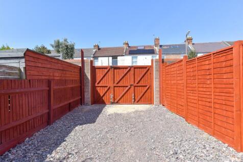 Driveway/Parking
