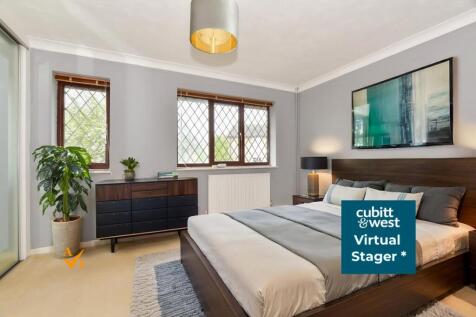 Bedroom 1 (Modern Style)