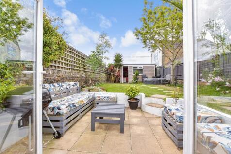 External Lifestyle Photograph
