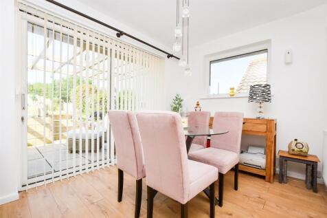 Lounge/Diner
