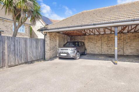 Driveway/Parking