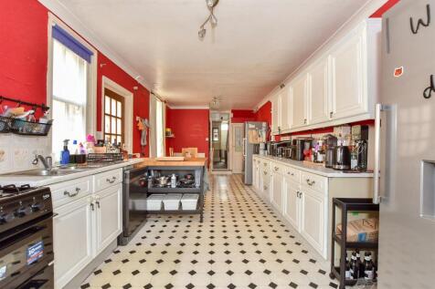 Kitchen/ Breakfast Room