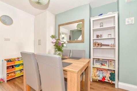 Lounge/ Diner